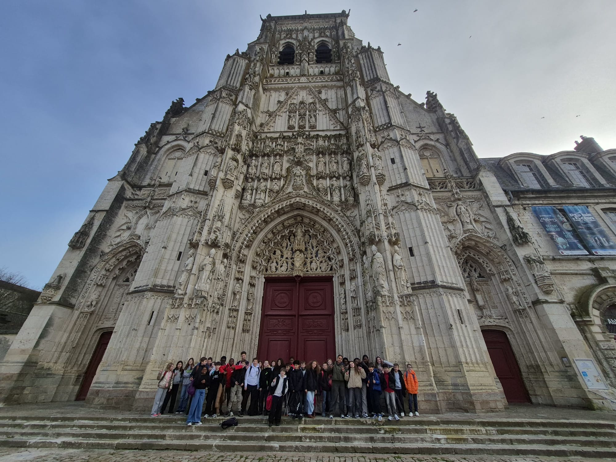 Sortie à st Riquier (abbaye, Expo LEGO, modelage ,pixel art)
